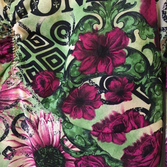 Y2K 'Save The World' Retro Flowers + Text Printed Mesh Top - Picture 10 of 16